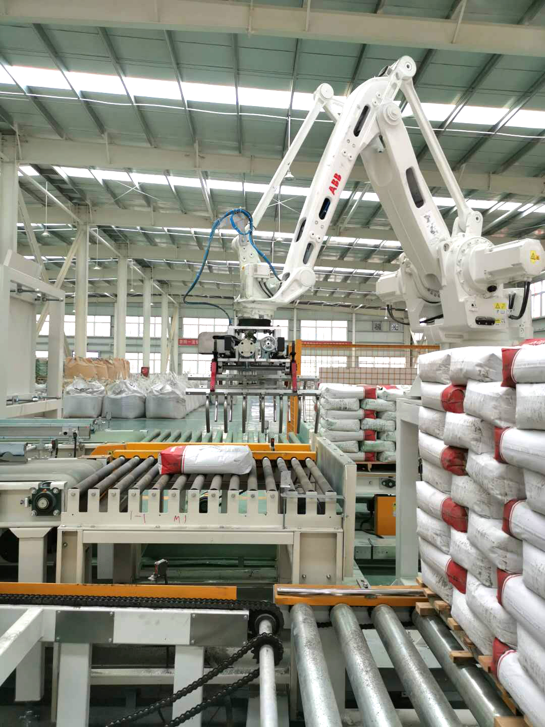 ?大廣金剛砂地坪材料  新鄉(xiāng)自動(dòng)化工廠！